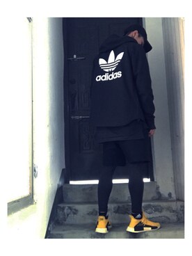 「adidas（アディダス）のアイテム（トレンチコート）」を使った、yzさん（メンズ・175cm）の冬コーディネート