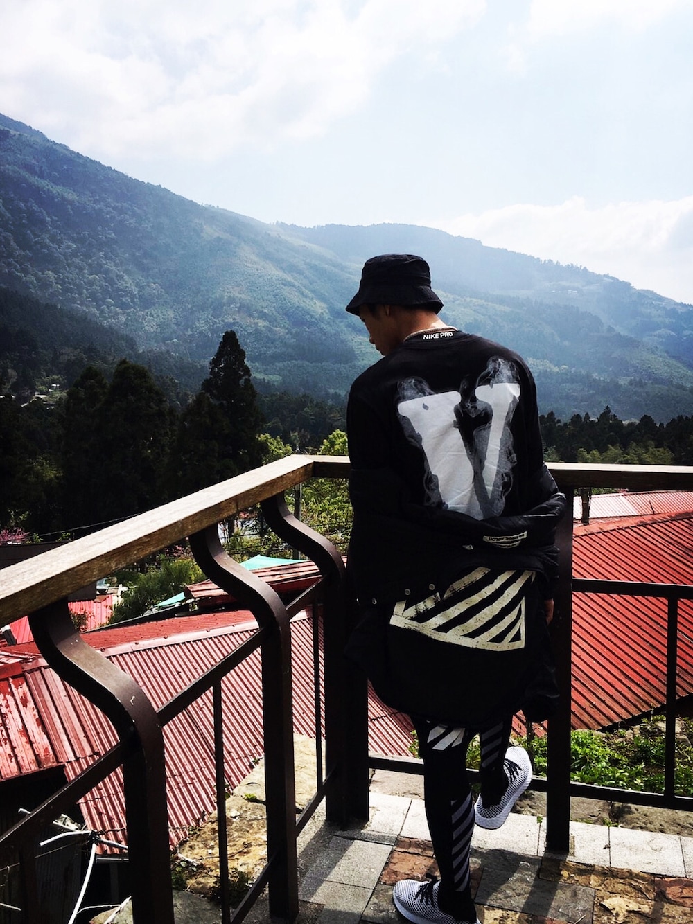 yz│adidas Hat Looks - WEAR