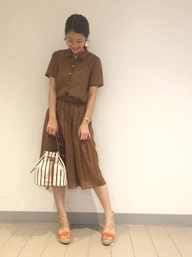 「アイテム（アクセサリー）」を使った、yu-riさん（レディース・166cm）の夏コーディネート