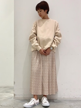 「koe（コエ）のアイテム（スウェット）」を使った、kayaさん（レディース・160cm）の冬コーディネート