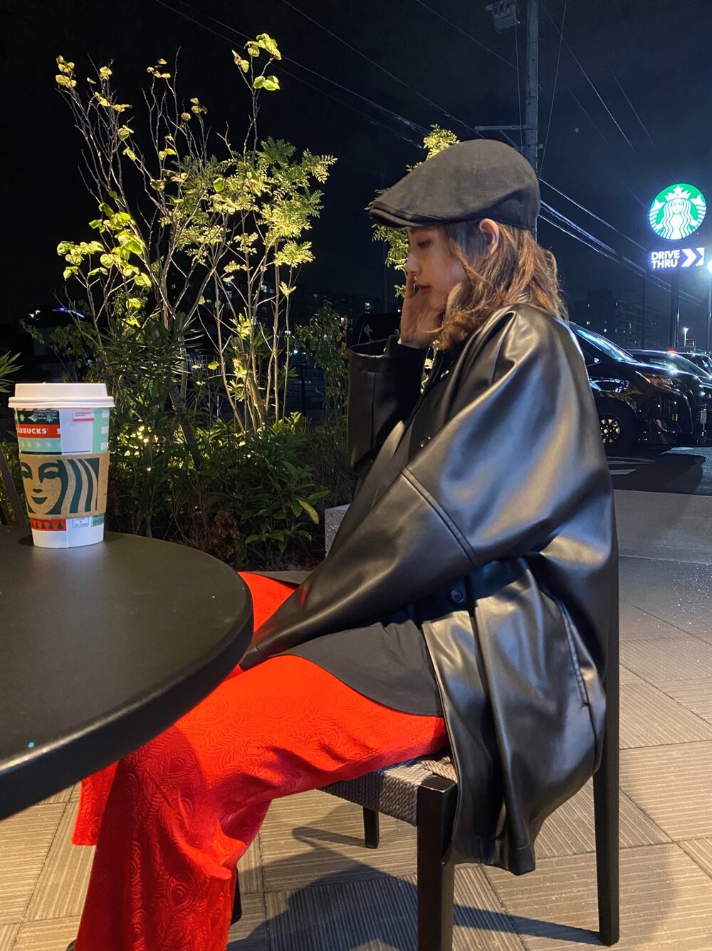 「年末WEAR感謝祭、ハレ(HARE)、HARE、レザージャケット、カラーパンツ、ハンチング、冬コーデ、ootd、おしゃれさんと繋がりたい、いいね、save、フォローお願いします🤑」｜「NOISE MAKERのPeacock pattern Wide pants/クジャク柄ジャガード織ワイドパンツ（その他パンツ、レッド系）」を使った、lisaさん（レディース・164cm）の冬コーディネートの1枚目の写真