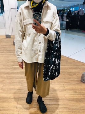 「MONKI（モンキ）のアイテム（ブルゾン）」を使った、FFLLOORRAAさん（レディース・168cm）の春コーディネート