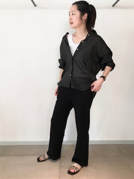 「襟抜きシャツ」｜ヤコさん（レディース・163cm）の春コーディネート