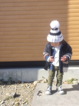 「カウチンセーター」｜「アイテム（ニットキャップ/ビーニー）」を使った、ぺっちゃんさん（キッズ・80cm）の冬コーディネート