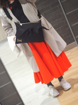 「赤スカート」｜「アイテム（その他アウター）」を使った、kahoさん（レディース・157cm）の春コーディネート