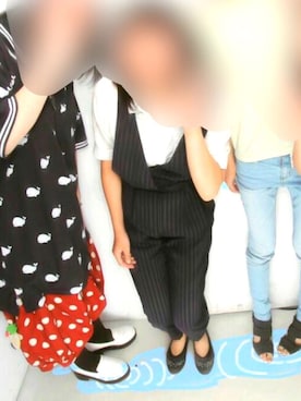 「Avail（アベイル）のアイテム（ポロシャツ、ブルー系）」を使った、世杜(せと)さん（レディース・155cm）の冬コーディネート