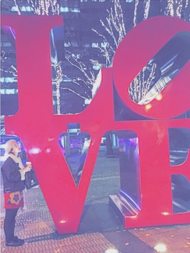 「LOVE」｜「アイテム（その他アウター）」を使った、 😳 有万さん（レディース・162cm）の冬コーディネート