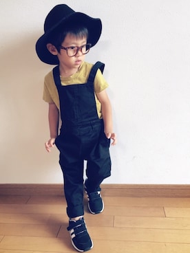 「ツバ広ハット」｜「アイテム（オールインワン・サロペット）」を使った、Saku＊Sakoさん（キッズ・90cm）の秋コーディネート