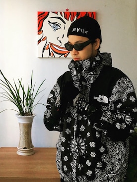 「Supreme （シュプリーム）のアイテム（手袋）」を使った、pluskdkさん（メンズ・177cm）の春コーディネート