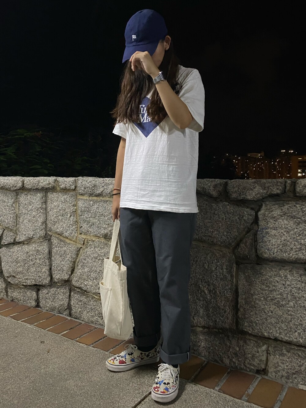 「HUMAN MADEのアイテム（Tシャツ/カットソー、ホワイト系）」を使った、chauchauさん（レディース・160cm）の秋コーディネートの1枚目の写真