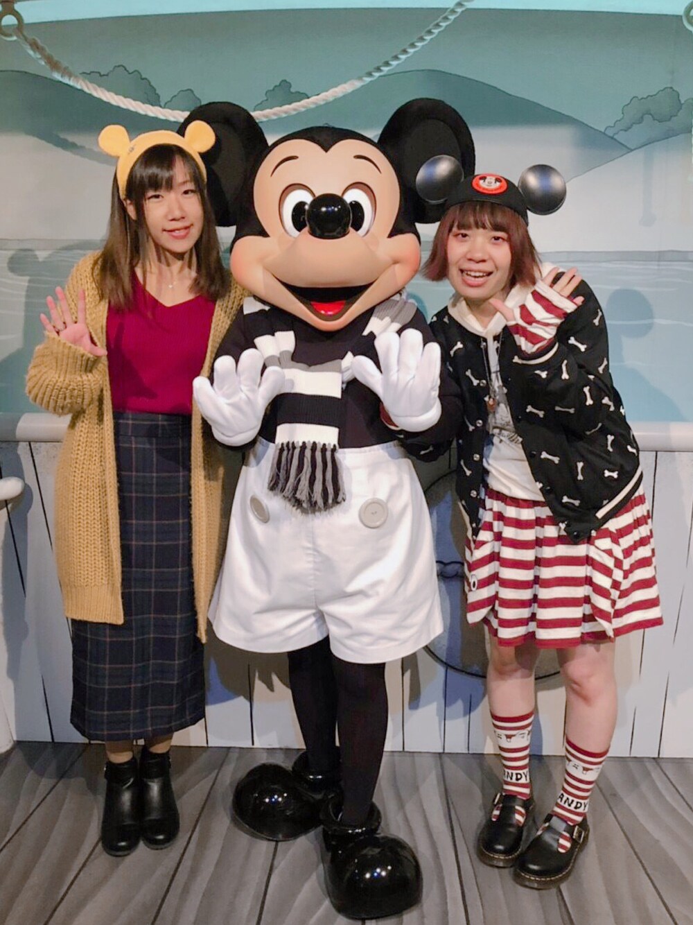 「ハロウィンディズニー、ハロウィンコーデ、Candy Stripper、ミートミッキー」｜「Candy Stripperのアイテム（ジャケット/アウター、ブラック系）」を使った、ゆかりんさん（レディース・152cm）の秋コーディネートの1枚目の写真