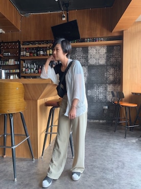 「PULL&BEAR（プルアンドベア）のアイテム（その他トップス）」を使った、Hsuanさん（レディース・160cm）の春コーディネート