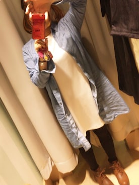 「Tシャツ×デニム」｜「アイテム（シャツワンピース）」を使った、ひろこさん（レディース・157cm）の冬コーディネート