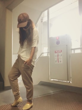 「アイテム（スリッポン、ゴールド系）」を使った、ゆかり🍎さん（レディース・152cm）の秋コーディネート