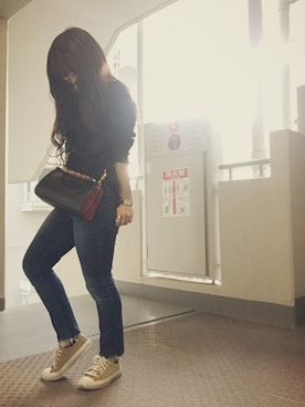 「Ungrid（アングリッド）のインディゴフレイドヘムストスリ（デニムパンツ）」を使った、ゆかり🍎さん（レディース・152cm）の春コーディネート