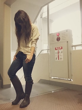 「Ungrid（アングリッド）のインディゴフレイドヘムストスリ（デニムパンツ）」を使った、ゆかり🍎さん（レディース・152cm）の春コーディネート