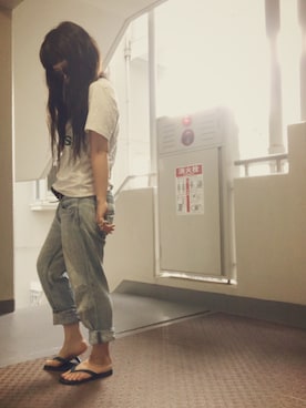 「ロールアップ」｜「アイテム（ビーチサンダル）」を使った、ゆかり🍎さん（レディース・153cm）の夏コーディネート