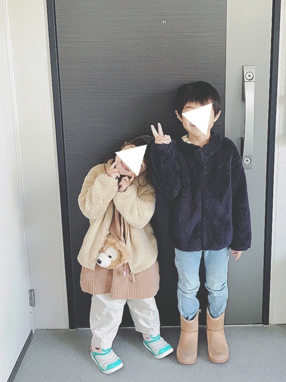 「UNIQLO、ユニクロ、フリース、兄妹コーデ」｜「UNIQLOのアイテム（その他アウター、その他）」を使った、soo&aaaさん（キッズ・100cm）の冬コーディネートの1枚目の写真