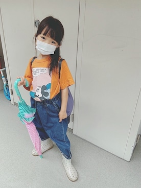 「アイテム（レインシューズ、ホワイト系）」を使った、soo&aaaさん（キッズ・110cm）の春コーディネート