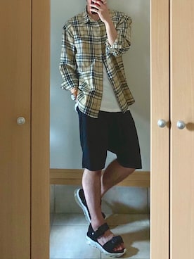 「チェックシャツ」｜「アイテム（タンクトップ）」を使った、KEIさん（メンズ・167cm・20代）の秋コーディネート