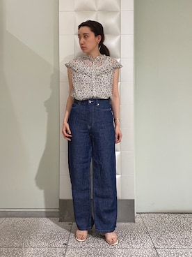 「フラワープリント」｜「アイテム（ヘアアクセサリー）」を使った、Maedaさん（レディース・156cm）の春コーディネート