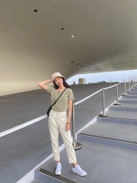 「tú.y.yoのアイテム（ニット/セーター、グリーン系）」を使った、Olga    chienさん（レディース・163cm）の秋コーディネート