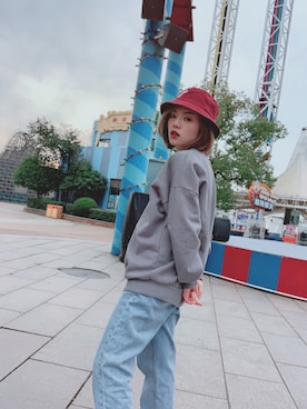 「PULL&BEAR（プルアンドベア）のアイテム（パーカー）」を使った、夏小正さん（レディース・155cm）の春コーディネート