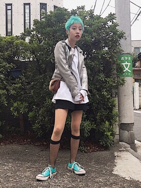 「ハイトーンカラー」｜「アイテム（ライダースジャケット）」を使った、mikisugiuraさん（レディース・157cm）の春コーディネート