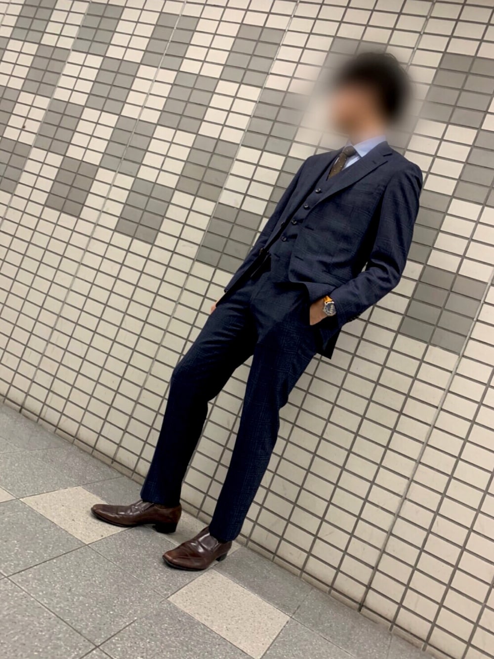 「ONLYのアイテム（セットアップ、ブルー系）」を使った、hlir0さん（メンズ・179cm）の秋コーディネートの1枚目の写真