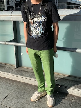 「NEONSIGN（ネオンサイン）のアイテム（アクセサリー）」を使った、かいり（KAIRI）さん（メンズ・175cm）の春コーディネート