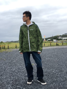 「サーフスタイル」｜「アイテム（ナイロンジャケット）」を使った、TaKa.K(相互フォロー)さん（メンズ・171cm）の秋コーディネート