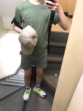 「TOMMY（トミー）のアイテム（パンツ）」を使った、JUNさん（メンズ・168cm）の夏コーディネート