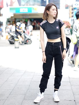 「PULL&BEAR（プルアンドベア）のアイテム（チノパンツ）」を使った、Zoiechanさん（レディース・170cm）の夏コーディネート