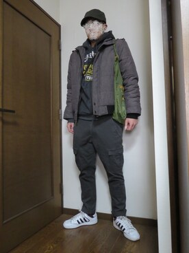 黄色男さんのコーディネート