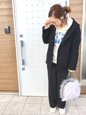 「おおぶりピアス」｜「アイテム（その他アウター）」を使った、makiさん（レディース・161cm）の冬コーディネート