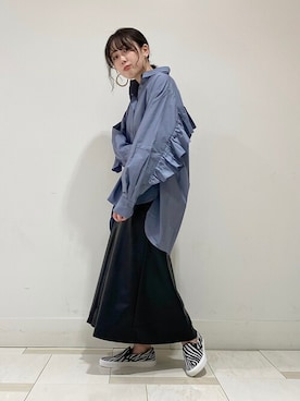 「レザースカート」｜「アイテム（スリッポン）」を使った、イチムラさん（レディース・158cm）の秋コーディネート