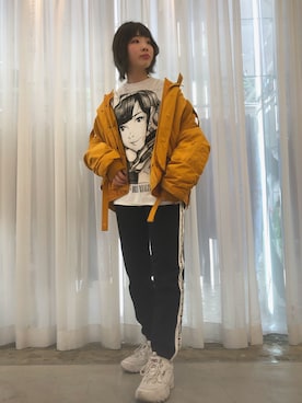 「MSGM（エムエスジーエム）のアイテム（パンツ）」を使った、RENAさん（レディース・168cm）の冬コーディネート