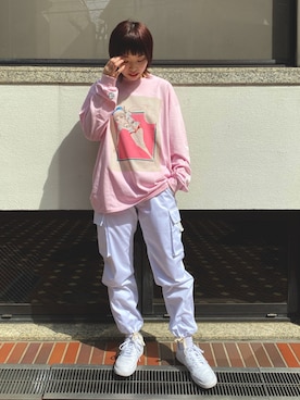 「原宿」｜「アイテム（カーゴパンツ）」を使った、RENAさん（レディース・168cm）の春コーディネート