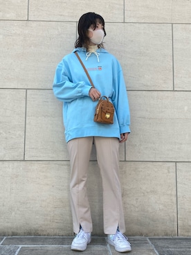 「MSGM（エムエスジーエム）のアイテム（パーカー）」を使った、RENAさん（レディース・168cm）の冬コーディネート