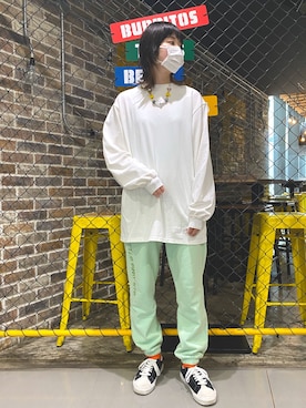 「Little sunny bite（リトルサニーバイト）のLittleSunnyBite/リトルサニーバイト/Vintage　sweat　pants（その他パンツ、グリーン系）」を使った、RENAさん（レディース・168cm）の春コーディネート