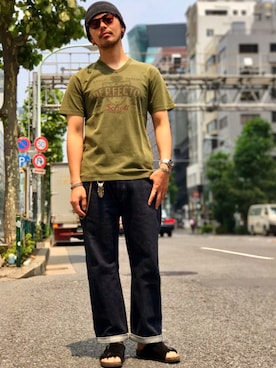 「schott（ショット）のSchott/ショット/13oz. JEANS MEDIUM FIT/13オンス　ジーンス　ミディアム　フィット（デニムパンツ）」を使った、kiharaさん（メンズ・173cm）の夏コーディネート