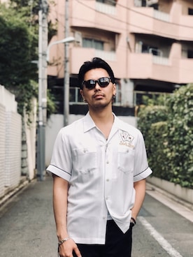 「ショット」｜「アイテム（チノパンツ）」を使った、kiharaさん（メンズ・173cm）の夏コーディネート