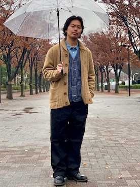 「ショット」｜「アイテム（チノパンツ）」を使った、kiharaさん（メンズ・173cm）の冬コーディネート