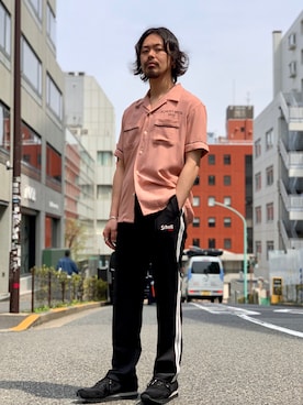 「ショット」｜「アイテム（スニーカー）」を使った、kiharaさん（メンズ・173cm）の春コーディネート