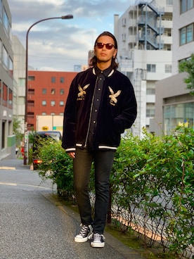 「オールブラック」｜「アイテム（スカジャン）」を使った、kiharaさん（メンズ・173cm）の秋コーディネート