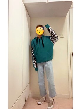 「AMERICAN EAGLE OUTFITTERS（アメリカン・イーグル・アウトフィッターズ）のアイテム」を使った、谢小辣普さん（レディース・158cm）の冬コーディネート
