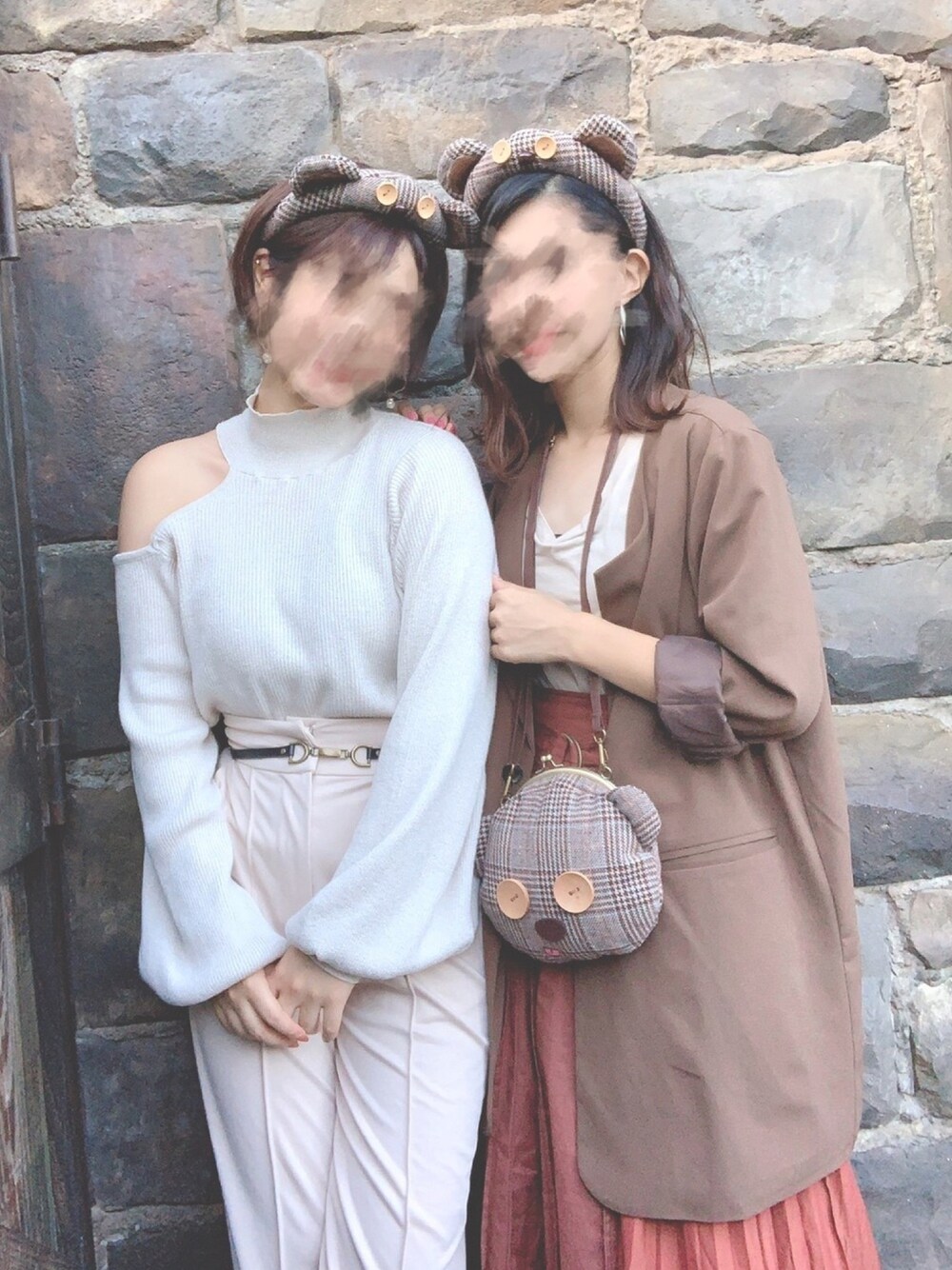 ハイネックラメワンショルニット 名古屋ゲートウォーク店】大人気の長袖ハイネックラメワンショルニット