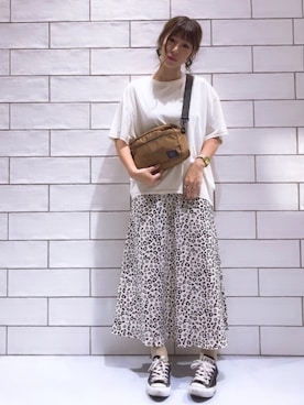 「アイテム（ボディバッグ/ウエストポーチ）」を使った、miwataraさん（レディース・157cm）の夏コーディネート