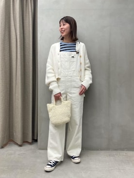 「Wrangler（ラングラー）のアイテム（オールインワン・サロペット）」を使った、藤原（fujiwara）さん（レディース・159cm）の冬コーディネート