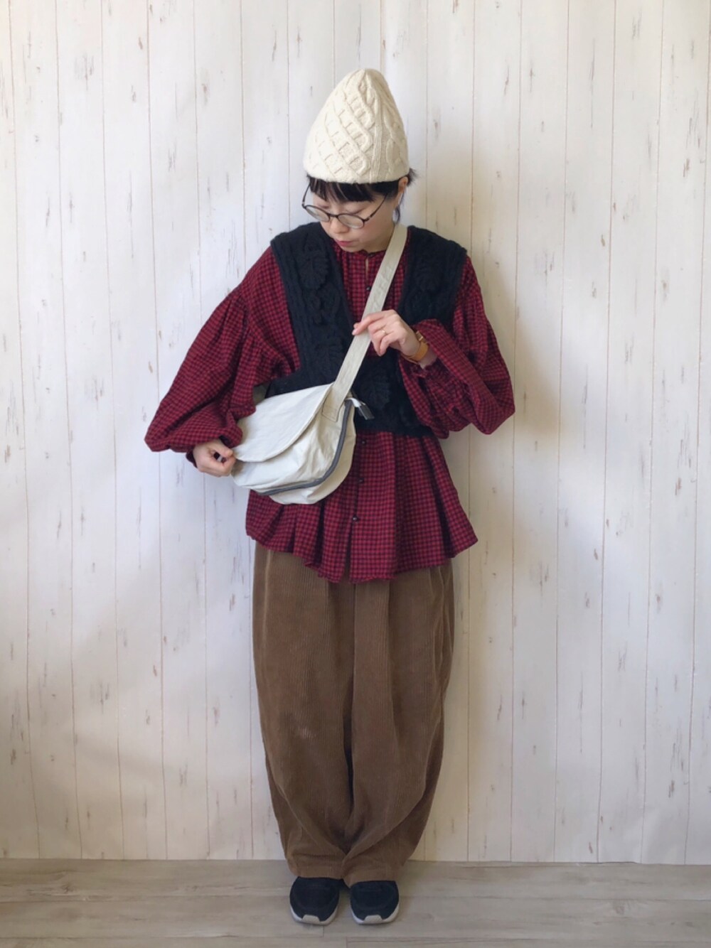 eiπe 落ち葉と木の実　ビスチェ eiπe （イーペ）の「eiπe 落ち葉と木の実 ビスチェ（ベスト）」 - WEAR